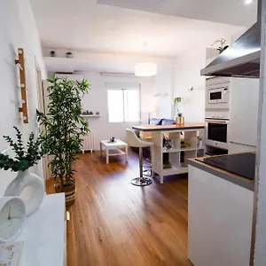 https://apt-torremolinos-plaza-de-andalucia.hotelsinnerja.org